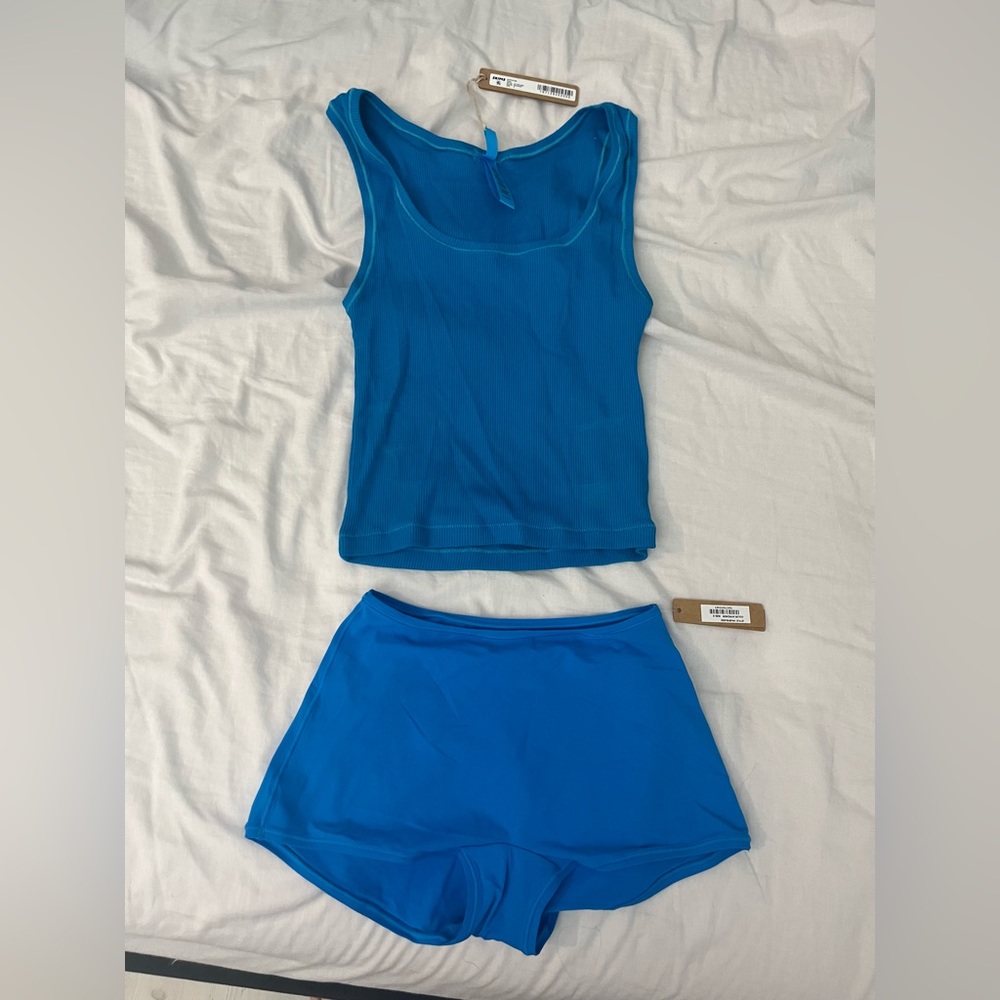 NWT SKIMS MYKONOS TANK AND BOYSHORT SET